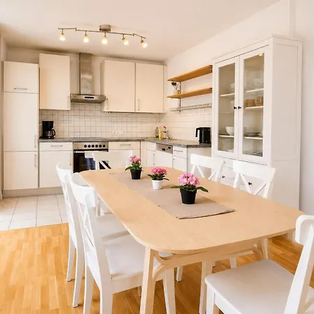 View With 2 Bedrooms Apartment Innsbruck