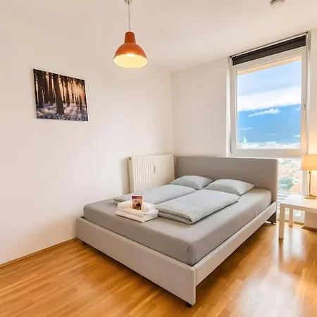 View With 2 Bedrooms Lägenhet *